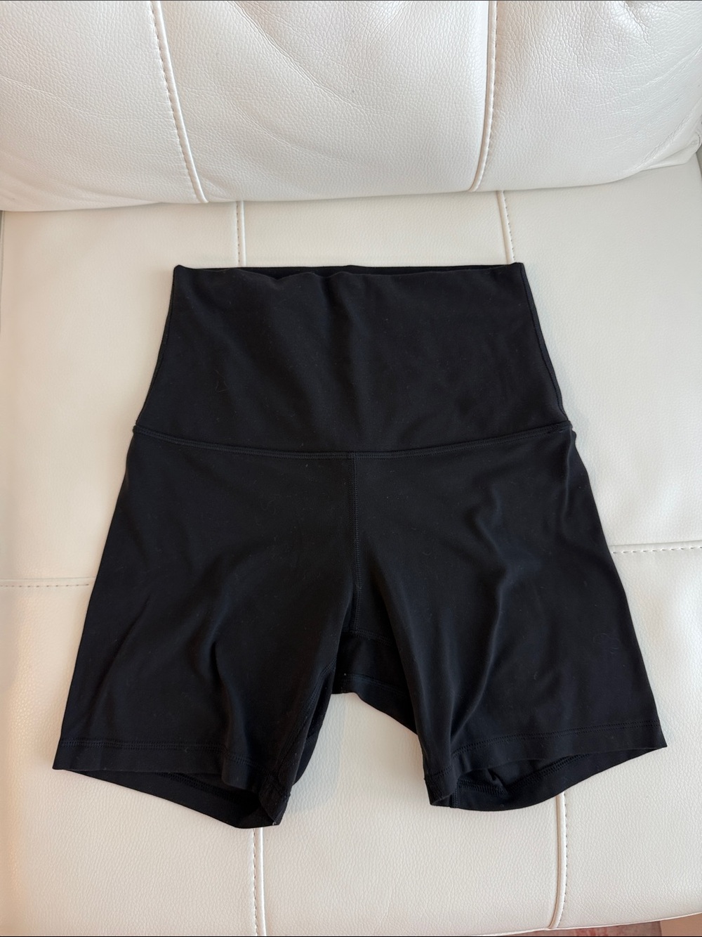 Lululemon Highwaisted Align Biker Shorts Size 6